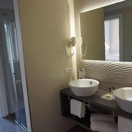 Otel Riviera