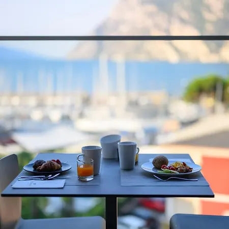 Otel Riviera