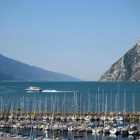 Otel Riviera 3*