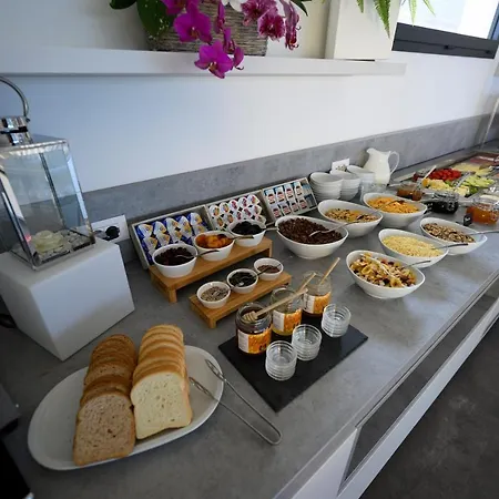 Otel Riviera 3*